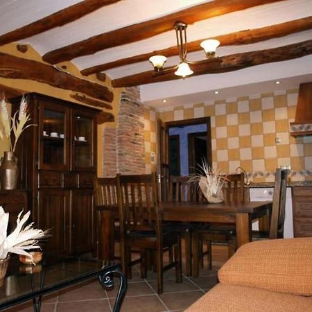 Apartamentos Turisticos La Fuensanta Cella Ruang foto