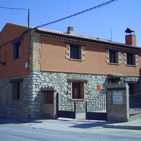 Apartamentos Turisticos La Fuensanta Cella Bagian luar foto